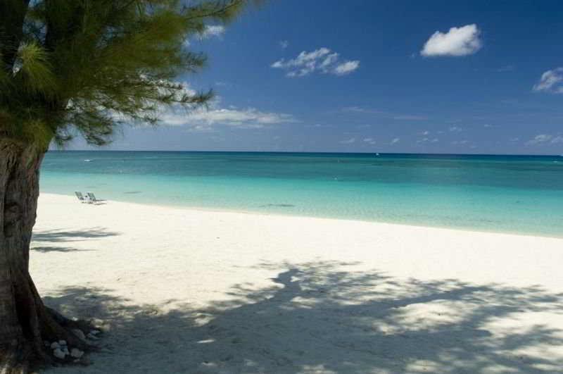 Villas Of The Galleon George Town Bagian luar foto