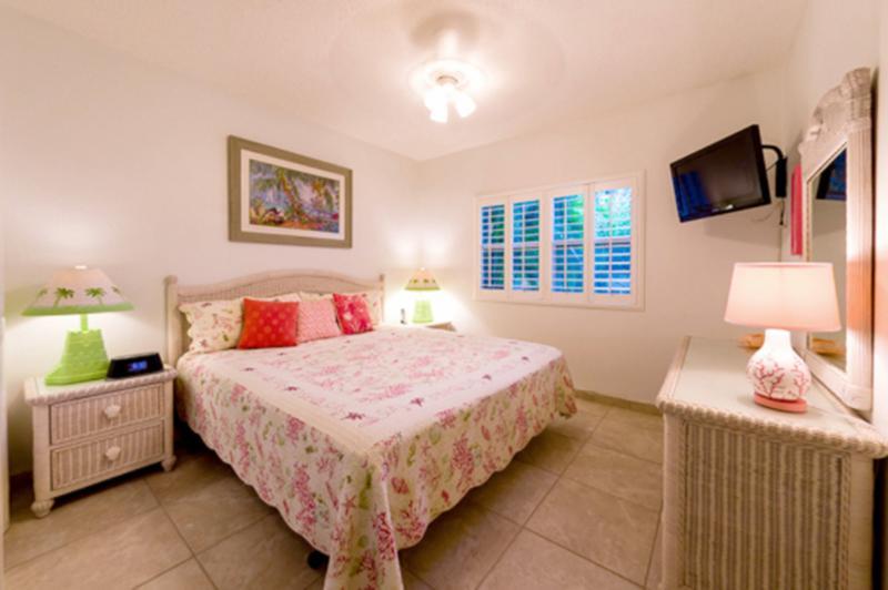 Villas Of The Galleon George Town Bagian luar foto